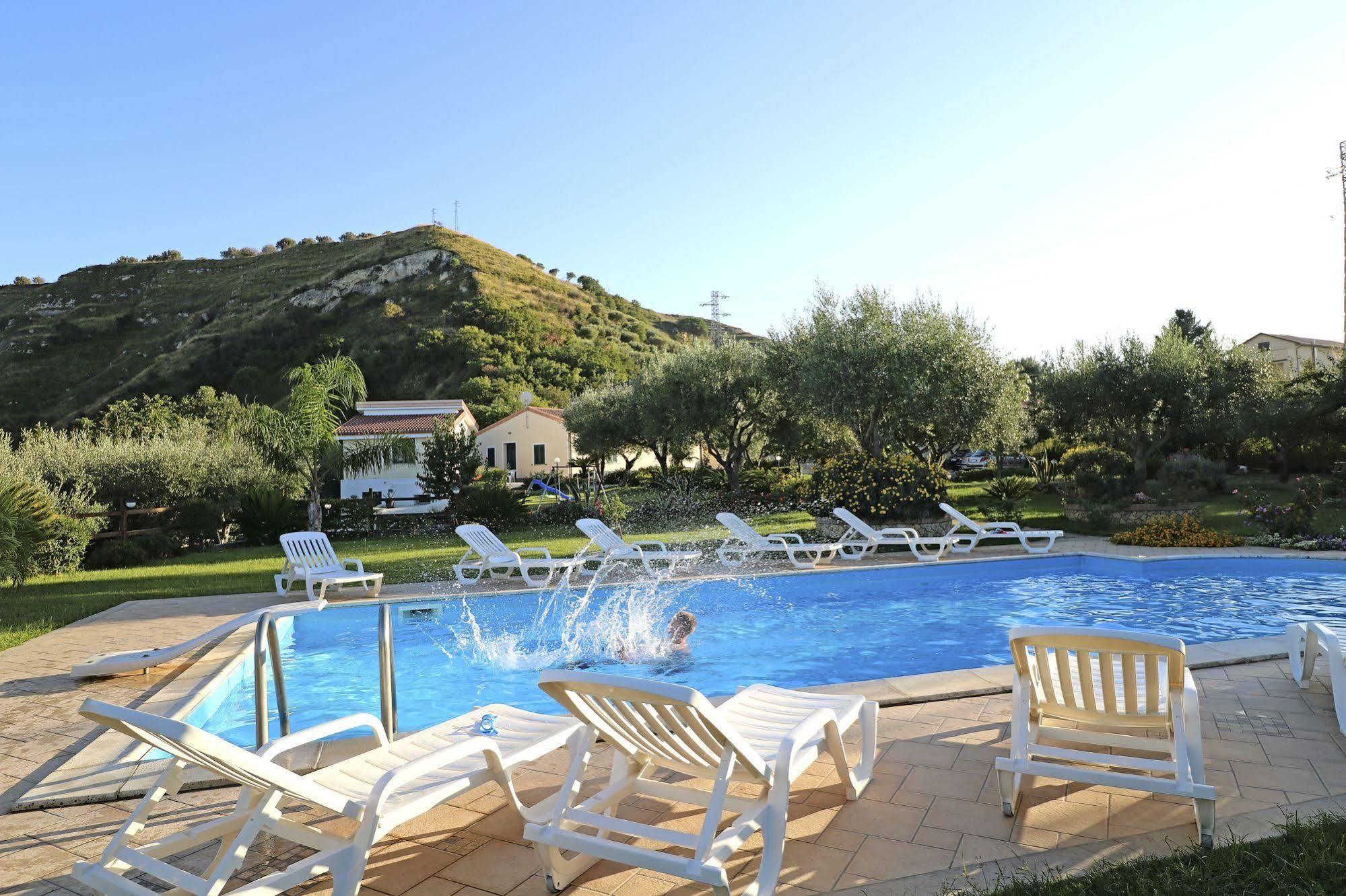 Garden 3*